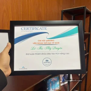 Giấy chứng nhận in kèm khung a4 viền đen