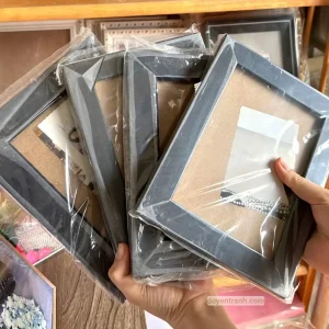 Khung ảnh 13x18 để bàn viền đen