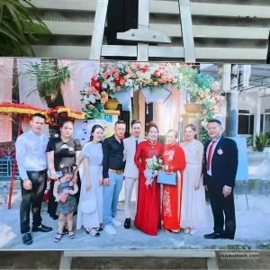 Ảnh cưới cỡ lớn để cổng rạp