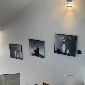 Bộ tranh hoa mộc lan treo cầu thang