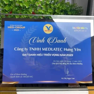 Khung bằng khen kính pha lê cận cảnh