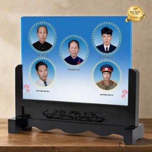 Ảnh thờ gia tộc nhiều người một khung - mẫu 3