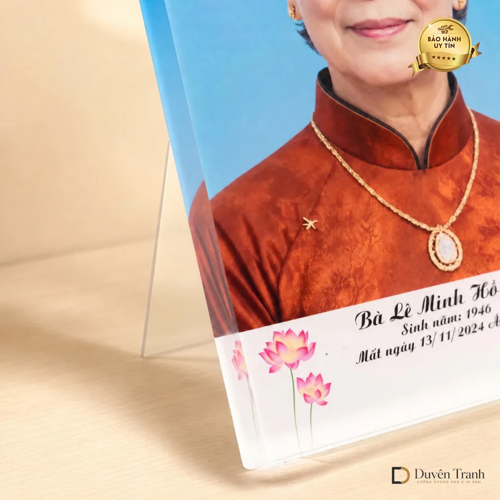Ảnh thờ pha lê khung gỗ hương - mẫu 2