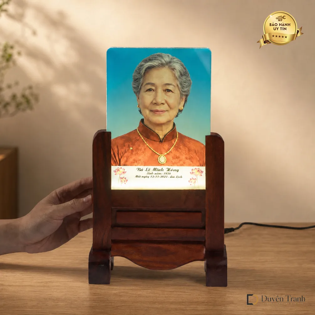 Ảnh thờ pha lê khung gỗ hương - mẫu 6