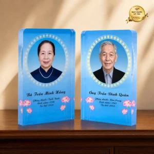 Bài vị pha lê đặt trong chùa - mẫu 5